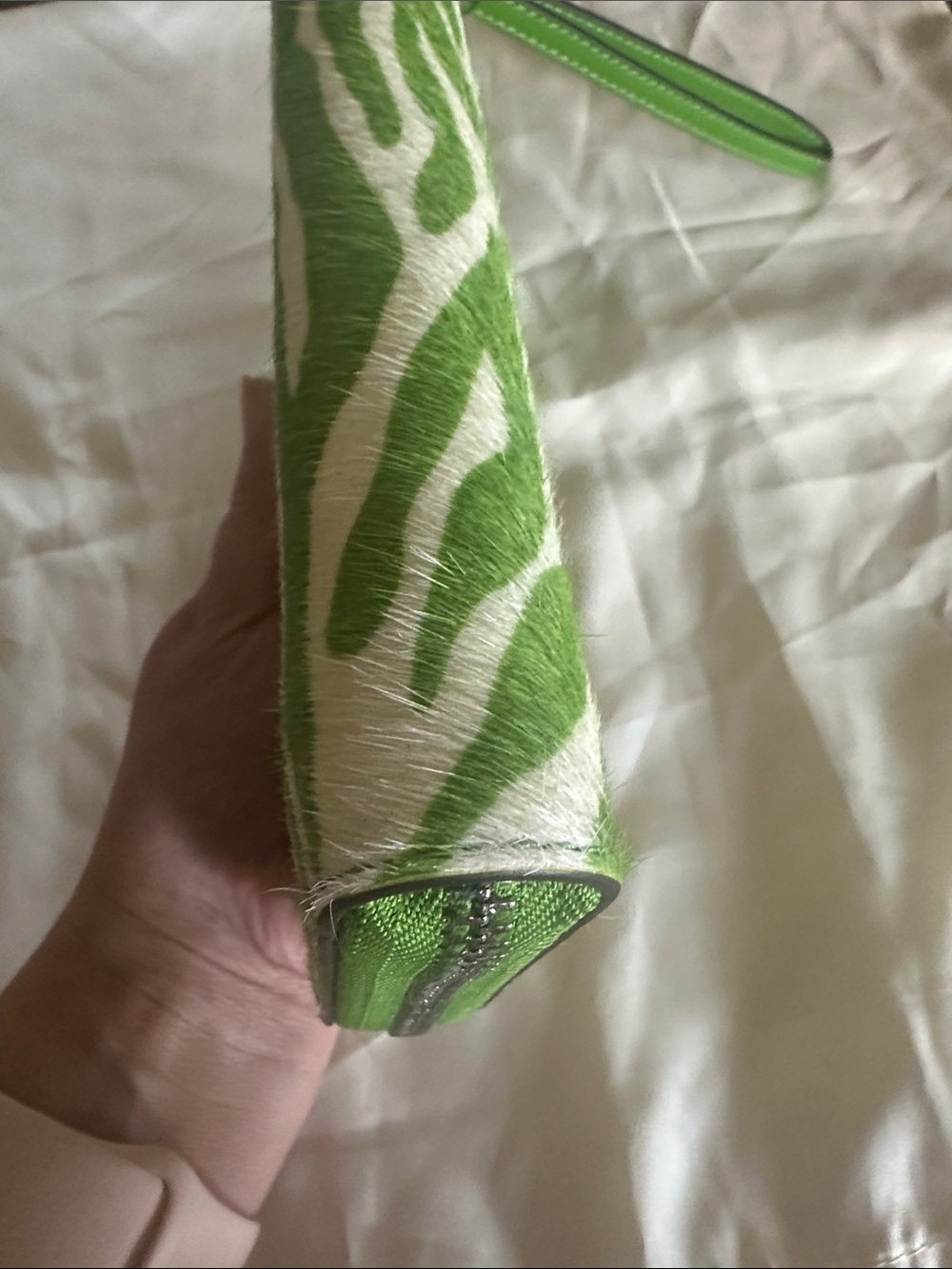 Michael Kors Green and White Zebra Print calf hair Wallet/Wristlet - Picture 6 of 12